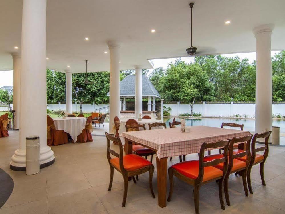 The Kahaani Hotel Ayer Keroh Ngoại thất bức ảnh